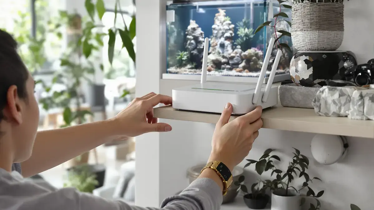 Is uw wifi traag? Houd uw router uit de buurt van het aquarium en de magnetron om het signaal te verbeteren